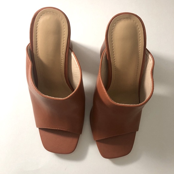 ✨NWOT✨ 4” Brown Leather Chunky Block Open Toe - Picture 2 of 9